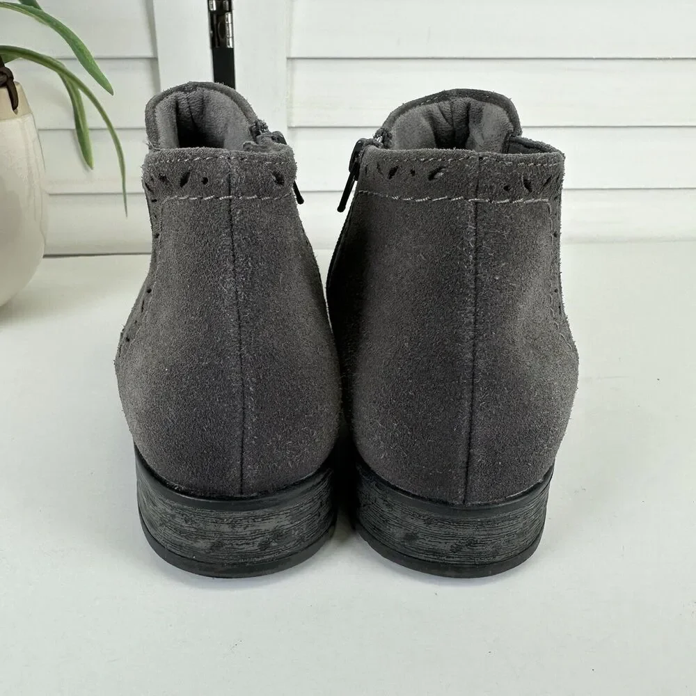 Earth Avani Buxton Gray Ankle Boots Suede Leather‎ Burnished Zip Size 8 Wide